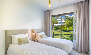Appartement moderne de 3 chambres à coucher avec terrasses spacieuses à vendre sur le nouveau Golden Mile entre Marbella et Estepona 62513 