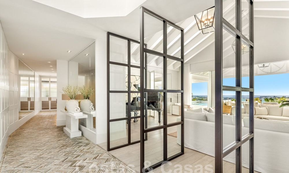 Villa de luxe sophistiquée avec vue panoramique sur la mer à vendre à Nueva Andalucia, Marbella 62780