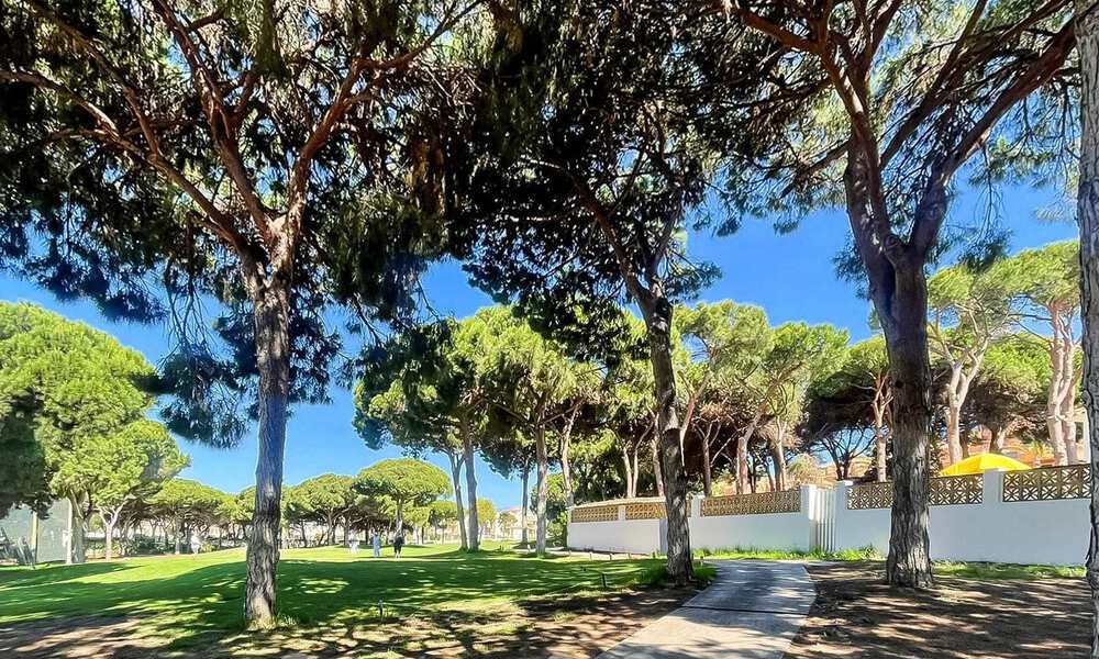 Villa de luxe supérieure en construction à vendre, en première ligne de golf dans un quartier privilégié de l'est de Marbella 62979