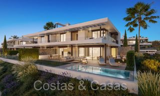 Maisons neuves et modernistes à vendre directement sur le terrain de golf à l'est de Marbella 64768 