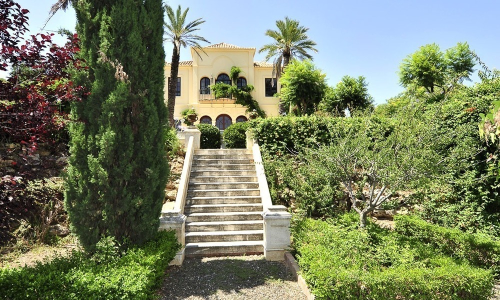 Villa - demeure de campagne à vendre, entre Marbella et Estepona 910