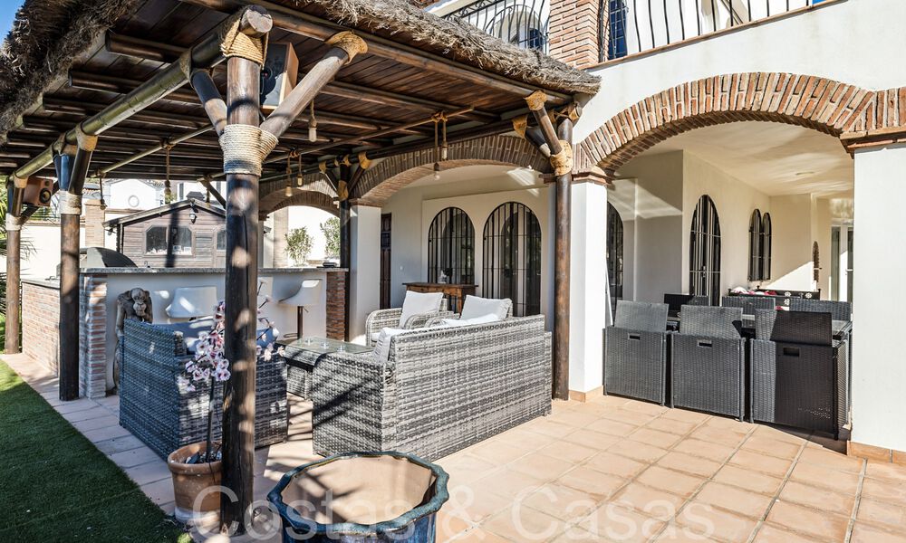 Villa andalouse à vendre dans un resort de golf, à quelques minutes du centre d'Estepona 65667