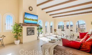 Villa andalouse à vendre dans un resort de golf, à quelques minutes du centre d'Estepona 65682 