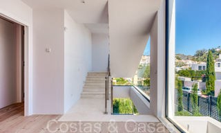 Villa neuve de style architectural moderne à vendre dans la vallée du golf de Nueva Andalucia, Marbella 65908 