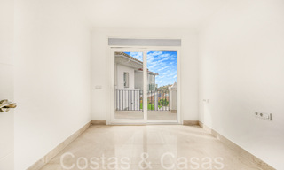 Fantastique villa jumelée avec vue à 360° à vendre dans une urbanisation fermée à l'est de Marbella 66800 