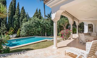 Villa de luxe au charme andalou à vendre dans une urbanisation privilégiée à proximité des terrains de golf de Marbella - Benahavis 67607 