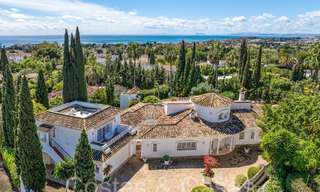 Villa de luxe au charme andalou à vendre dans une urbanisation privilégiée à proximité des terrains de golf de Marbella - Benahavis 67609 