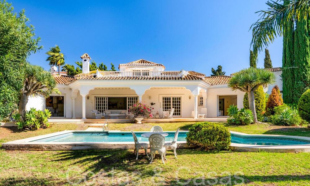 Villa de luxe au charme andalou à vendre dans une urbanisation privilégiée à proximité des terrains de golf de Marbella - Benahavis 67614