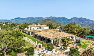Grand domaine andalou à vendre sur un terrain surélevé de 5 hectares dans les collines de l'est de Marbella 67549 