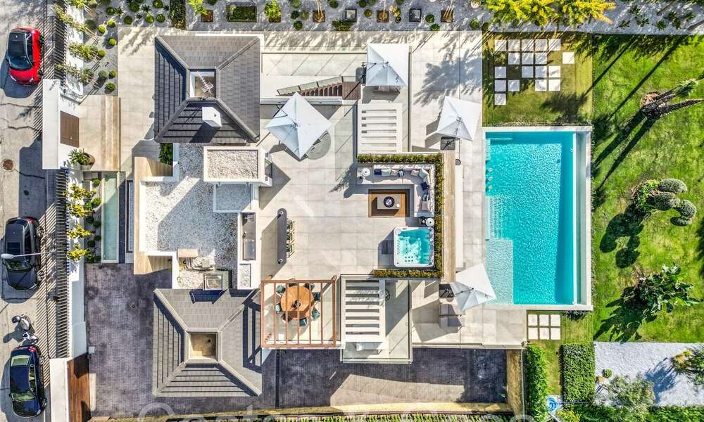 Villa de luxe moderniste à vendre dans un quartier résidentiel exclusif et fermé sur le Golden Mile de Marbella 67631