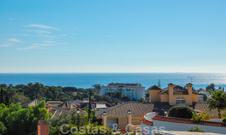 Villa exclusive de style andalou à vendre à Marbella avec vue sur la mer 30577 