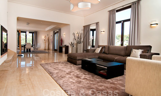 Villa moderne de style andalou à acheter dans la zone de Marbella - Benahavis 29563 