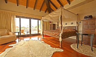 Villa de luxe près de la plage à vendre dans la zone de Los Monteros - Bahía de Marbella, Marbella Est 15