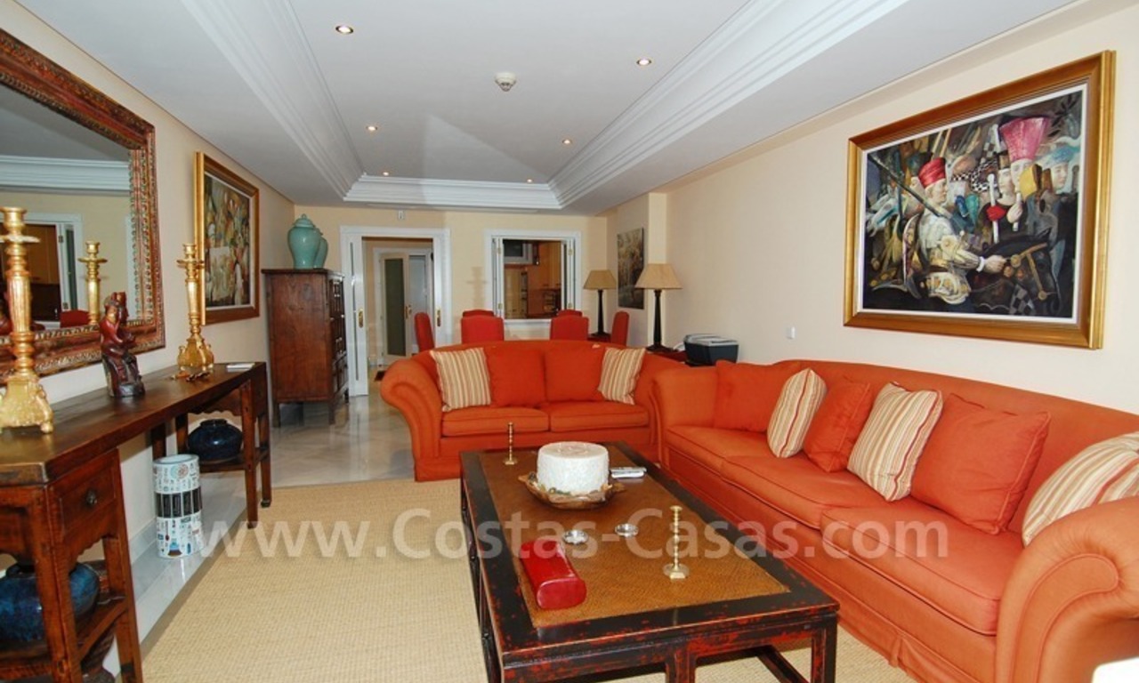 Appartement de luxe à vendre en première ligne de plage dans un complexe situé sur la Mille d' Or près de Marbella centre 7