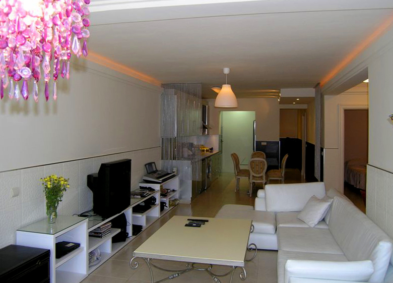Opportunité: Appartement totalement réformé en vente dans Nueva Andalucía, Marbella