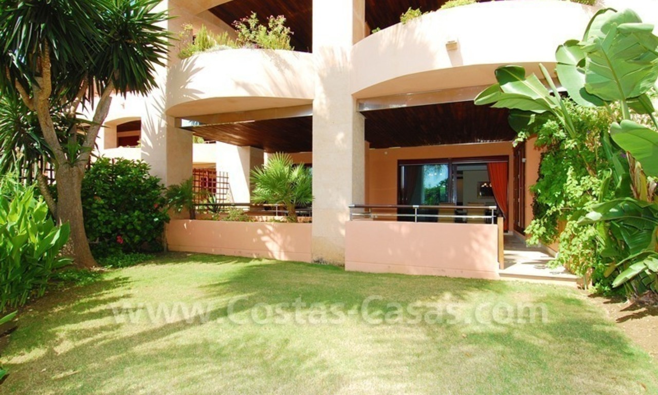 Appartement de luxe à vendre en première ligne de plage à Malibu, Puerto Banús, Marbella 8