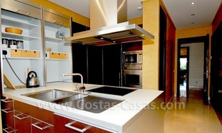 Appartement de luxe à vendre en première ligne de plage à Malibu, Puerto Banús, Marbella 18