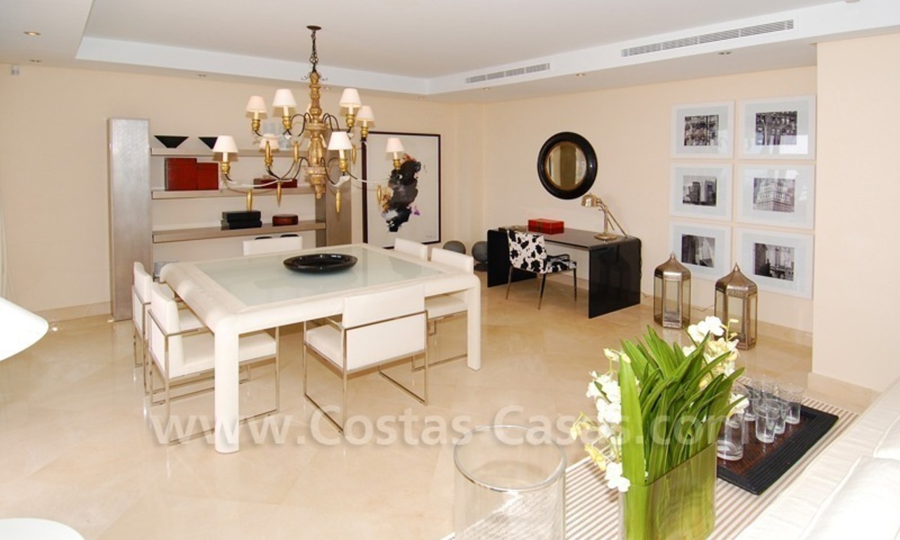 Penthouse de luxe en première ligne de plage à vendre à Malibu, Puerto Banús, Marbella 3