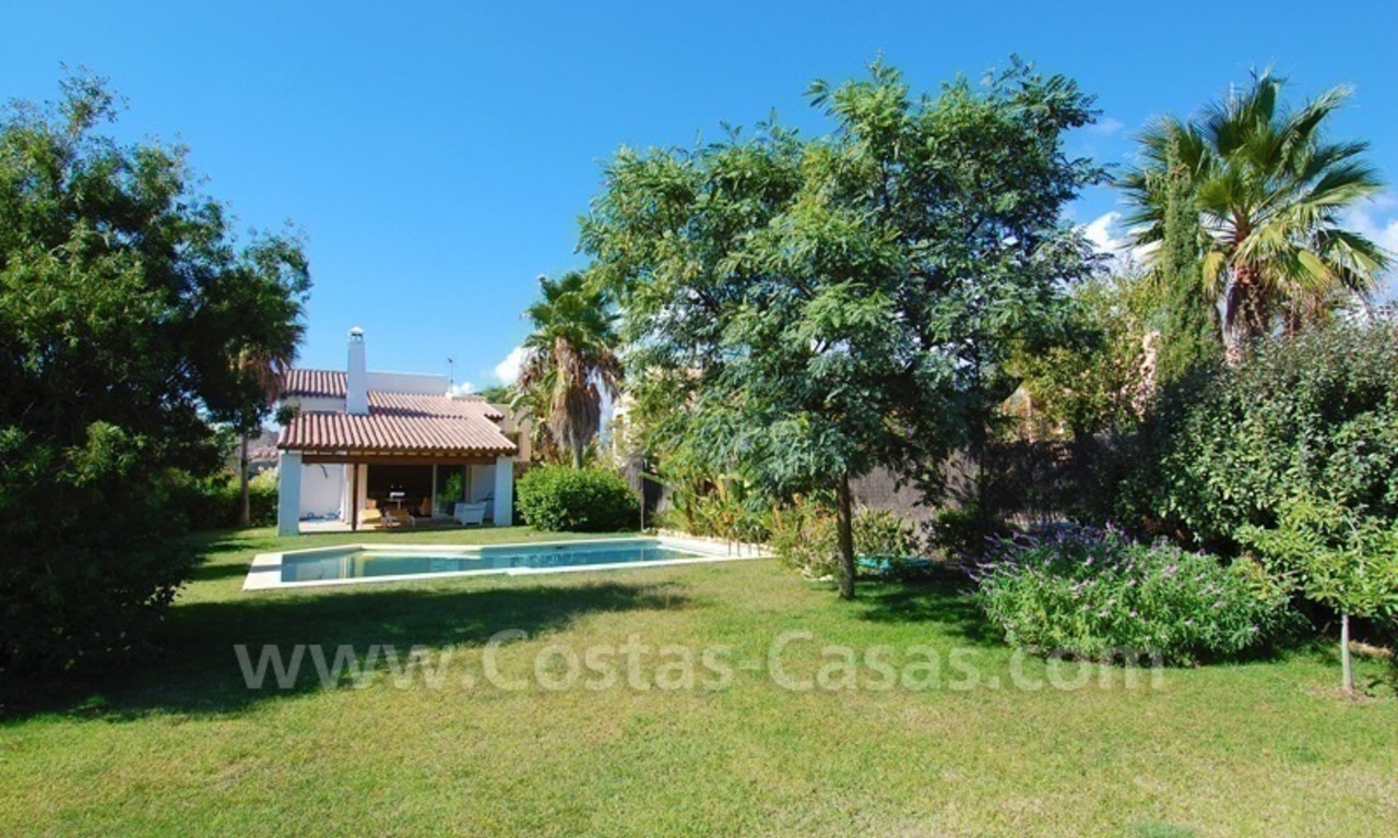Opportunité! Villa détachée à vendre dans une zone de golf de Marbella - Benahavis 7