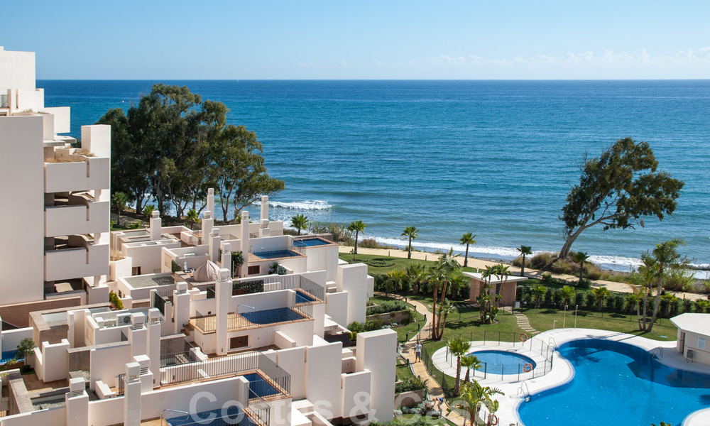 Nouveaux appartements de plage dans la Nueva Milla de Oro, Marbella - Estepona 25471