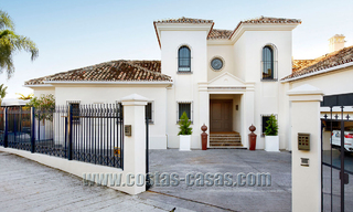 À vendre : Villa exclusive dans une partie chic de Marbella - Benahavís avec vue sur mer 30356 
