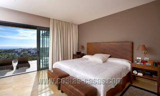 À vendre : Villa exclusive dans une partie chic de Marbella - Benahavís avec vue sur mer 30365 
