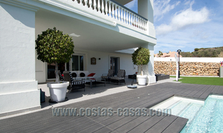 Villa spacieuse, entièrement rénovée, moderne à vendre dans Nueva Andalucía, Marbella 30145 