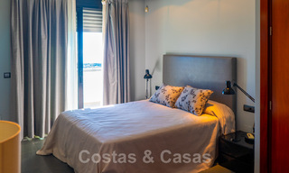 Prêt à emménager ! Villa moderne à vendre avec une vue imprenable sur la mer, juste à l'est du centre de Marbella 32735 