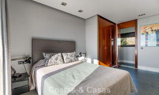 Prêt à emménager! Villa moderne à vendre avec une vue imprenable sur la mer, juste à l'est du centre de Marbella 787835 