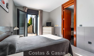 Prêt à emménager! Villa moderne à vendre avec une vue imprenable sur la mer, juste à l'est du centre de Marbella 787845 