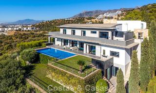Prêt à emménager! Villa moderne à vendre avec une vue imprenable sur la mer, juste à l'est du centre de Marbella 787851 