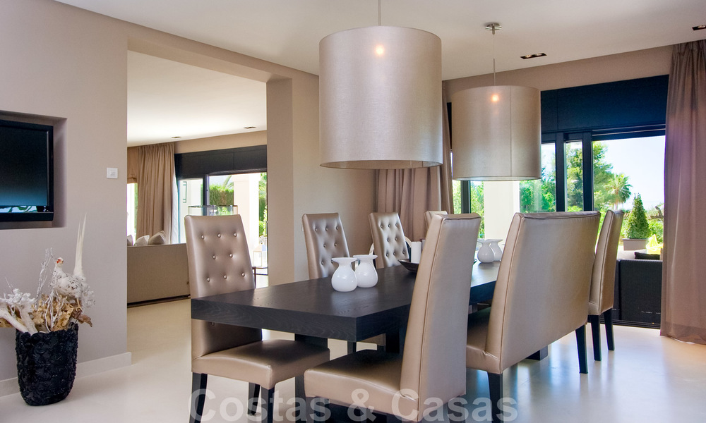 Impressionnante villa contemporaine de luxe avec appartement d'invités à vendre dans la vallée du Golf de Nueva Andalucia, Marbella 22591