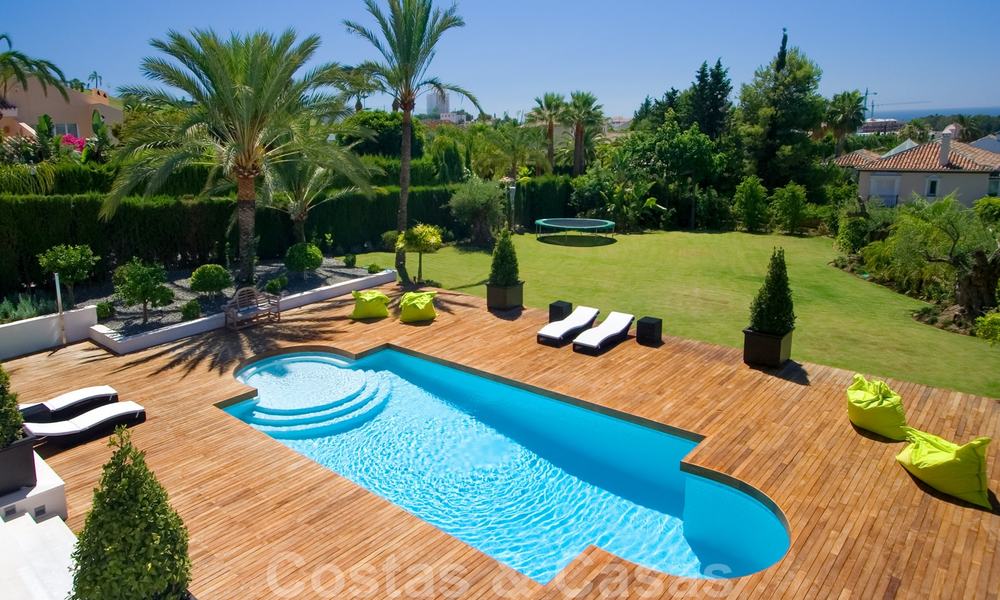 Impressionnante villa contemporaine de luxe avec appartement d'invités à vendre dans la vallée du Golf de Nueva Andalucia, Marbella 22596
