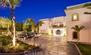 Impressionnante villa contemporaine de luxe avec appartement d'invités à vendre dans la vallée du Golf de Nueva Andalucia, Marbella 22609 