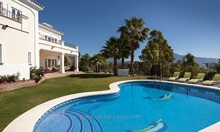 A vendre: première ligne de luxe villa de golf à Marbella 2133 