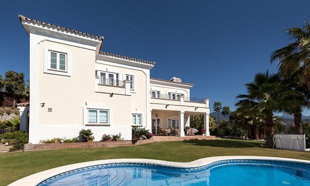 A vendre: première ligne de luxe villa de golf à Marbella 2150