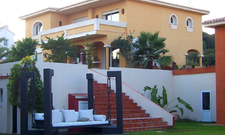 3 villas à vendre dans une urbanisation sécurisée dans Marbella Est 6