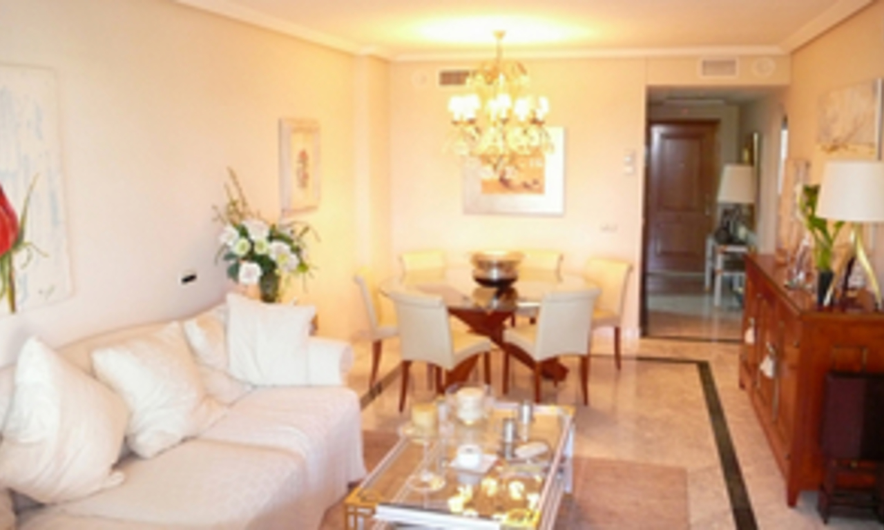 Appartement de luxe à vendre dans Puerto Banús, Marbella 7