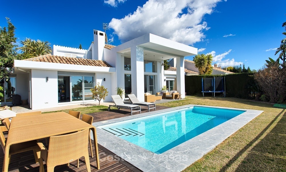 À vendre: Villa moderne dans la vallée de Golf de Nueva Andalucía, Marbella 1999