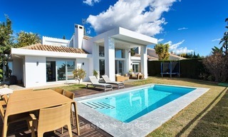 À vendre: Villa moderne dans la vallée de Golf de Nueva Andalucía, Marbella 1999 