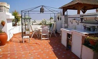  Appartement penthouse à vendre, en seconde ligne de plage dans un complexe sur la nouvelle Mille d' Or, entre Marbella et Estepona 1