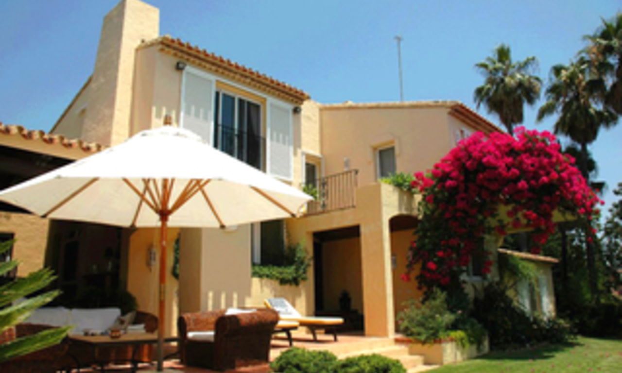 Villa avec 2 maisons d' hôtes à vendre - Marbella - Benahavis 0