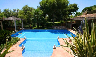 Villa à vendre à Hacienda las Chapas, Marbella 2