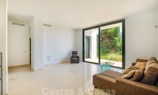 À vendre: Villa contemporaine à Marbella - Benahavis avec vue sur mer 25967 