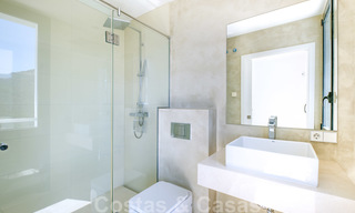 À vendre: Villa contemporaine à Marbella - Benahavis avec vue sur mer 25972 