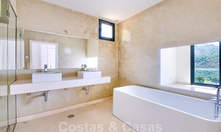 À vendre: Villa contemporaine à Marbella - Benahavis avec vue sur mer 25973 