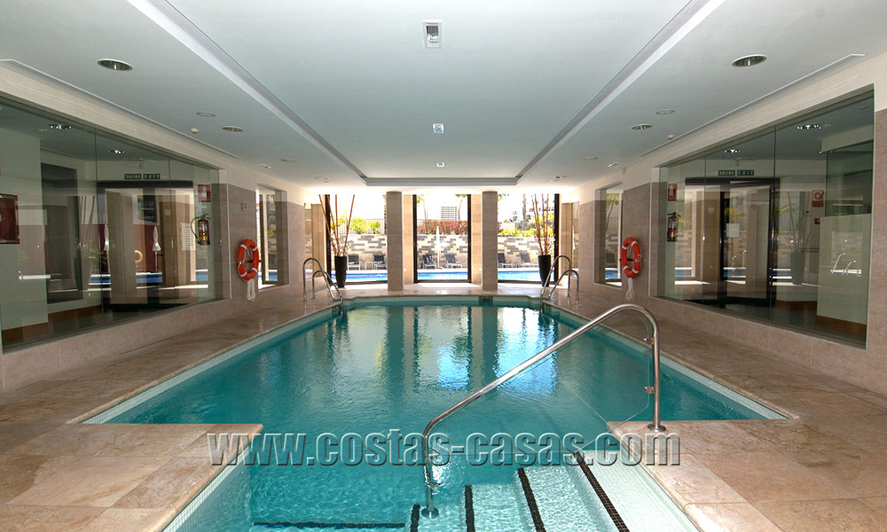 À vendre: appartement de luxe à Marbella avec vue sur mer spectaculaire 27393