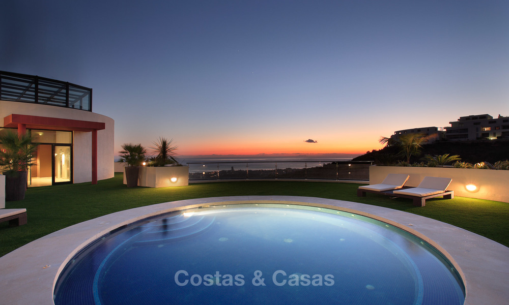 À vendre: appartement de luxe à Marbella avec vue sur mer spectaculaire 27405