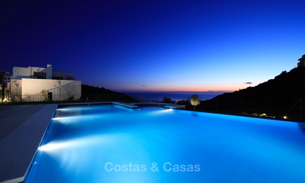 À vendre: appartement de luxe à Marbella avec vue sur mer spectaculaire 27406