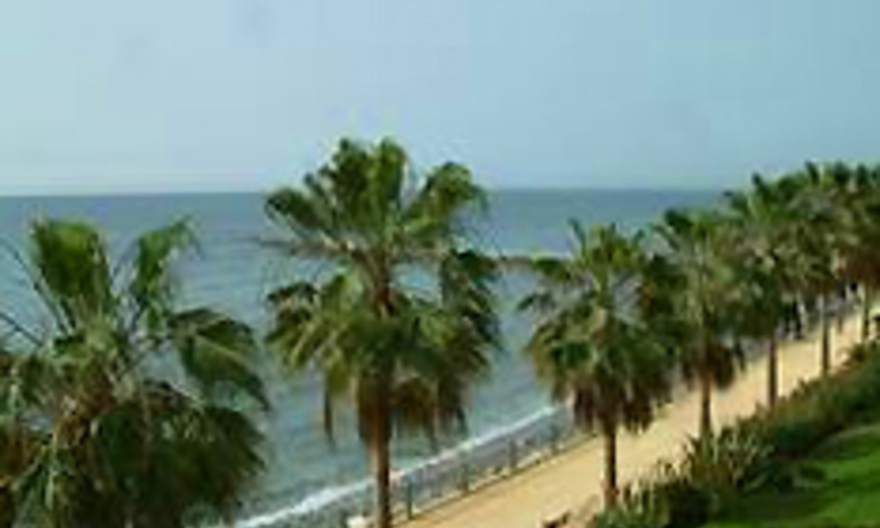 Appartement en première ligne de plage à vendre, Marbella centre 2